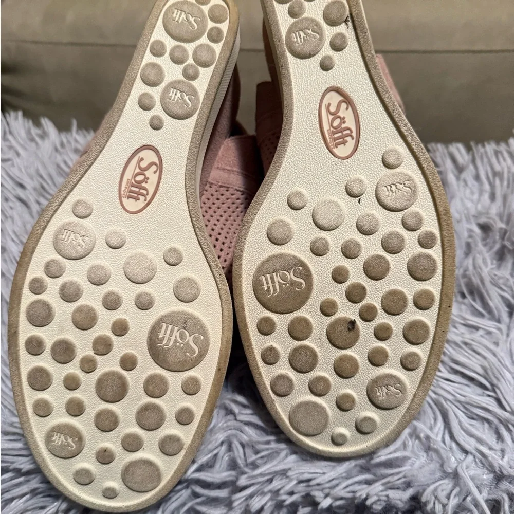 Sofft‎ Blush Peep-Toe Wedges